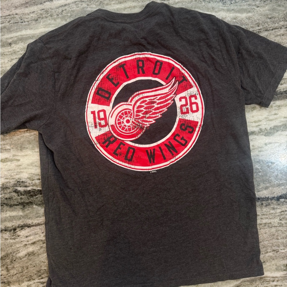 Detroit red wings nhl short sleeve TShirt men’s large